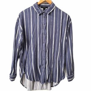🌹2/$15 Forever 21 Pinstripe Blue White Button Dow